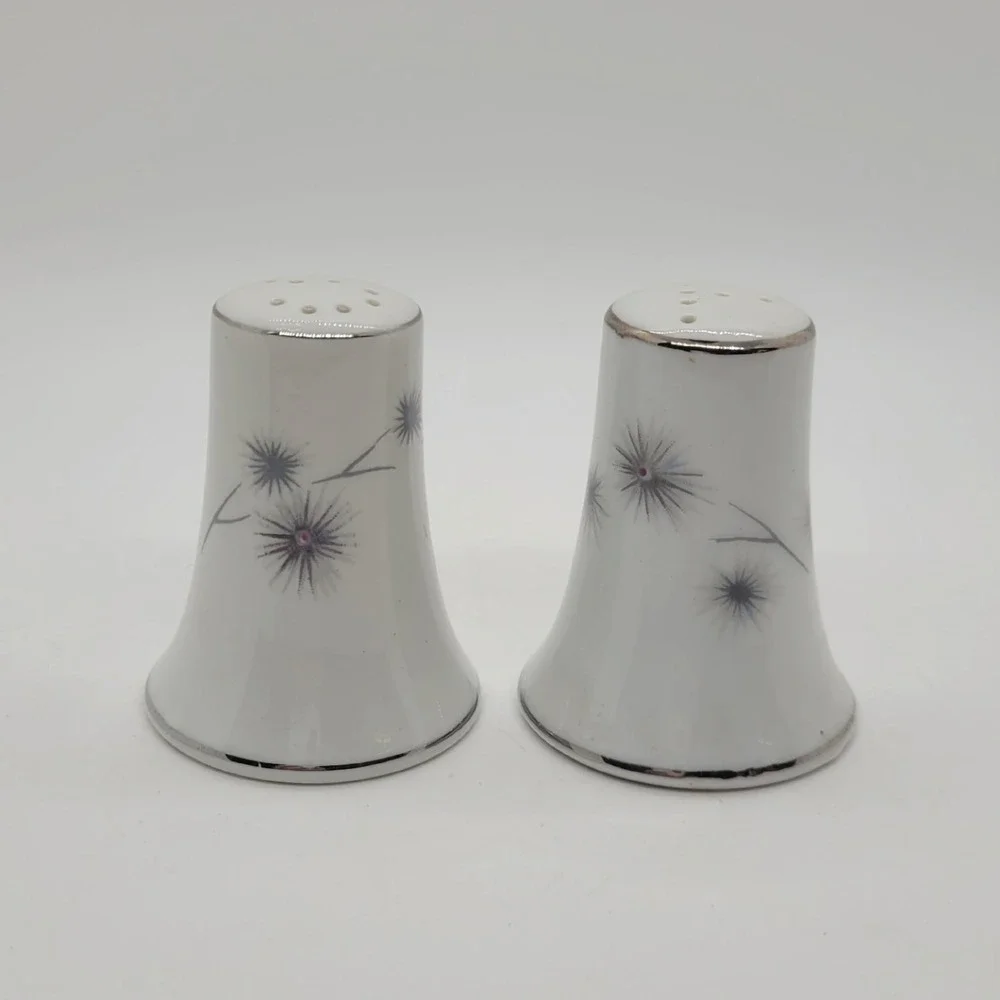 Vintage Japan MCM Salt and Pepper Shakers White Silver Trim Floral Starburst 3
